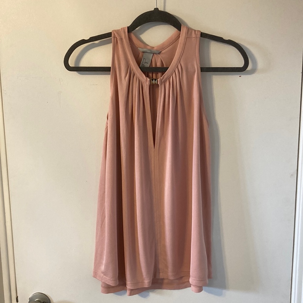H&M Soft Pink sleeveless flowy blouse metal clasp